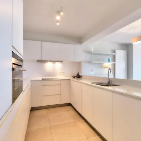 Apartment Lecomte - The Shoreline Collection 4