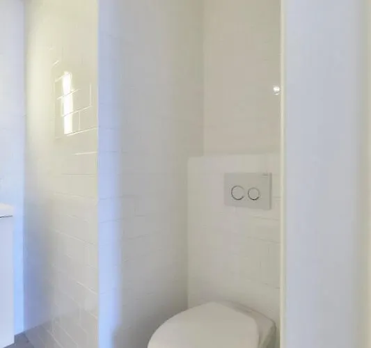 Daire Lecomte - The Shoreline Collection 4 Oostende