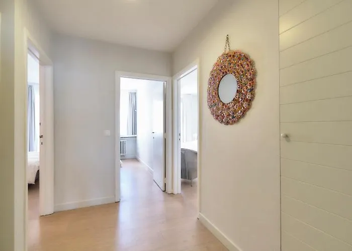 Daire Lecomte - The Shoreline Collection 4